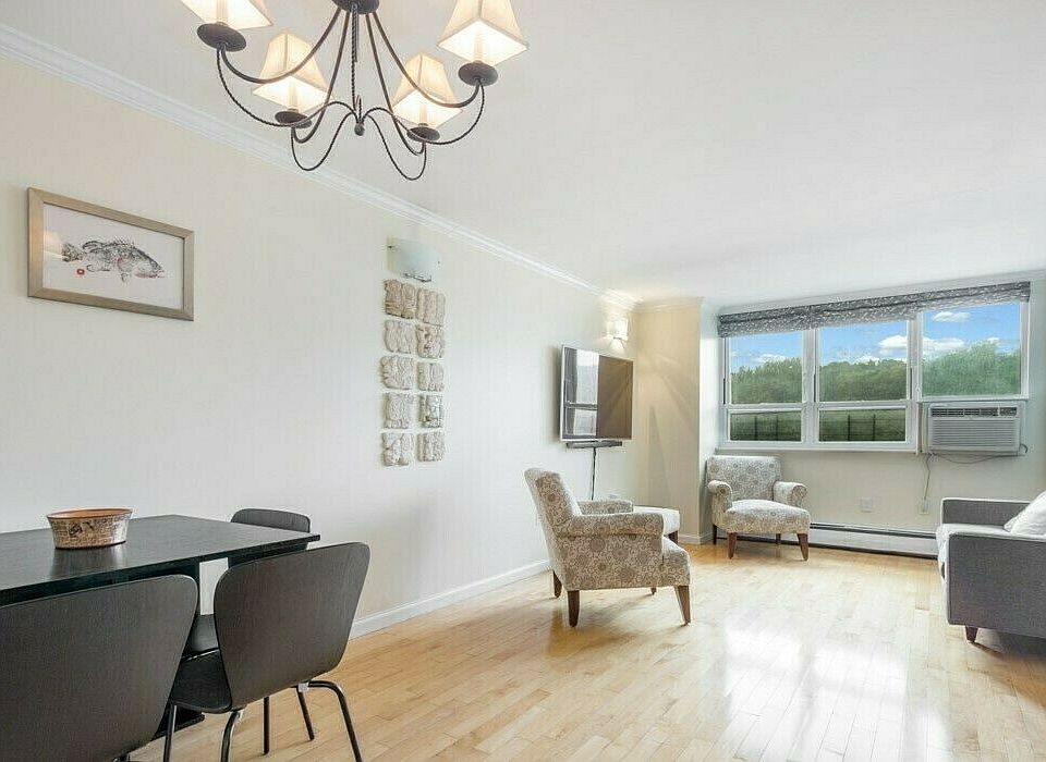 1st image of 301 Cathedral Pkwy APT 3H