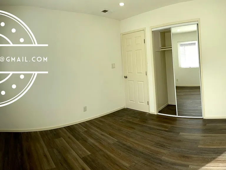522 W Gutierrez St #3 — Photo 11