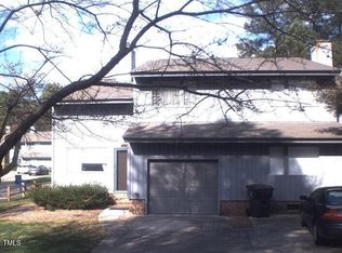 4324 Hunters Club Dr, Raleigh, NC 27606