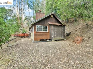 6407 Valley View Rd, Oakland, CA 94611