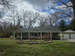 673 S Wolf Lake Rd, Muskegon, MI 49442