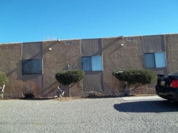 2400 Chelwood Park Blvd NE