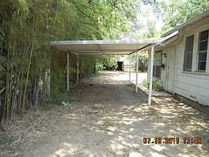 3rd image of 333 Lucille St