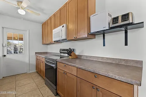 3 bed, 1550 sqft, $1,850 — Photo 2
