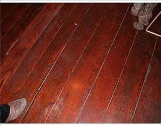 3rd image of 833 Burgundy St #D