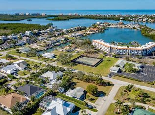 420 West AVE, BONITA SPRINGS, FL 34134