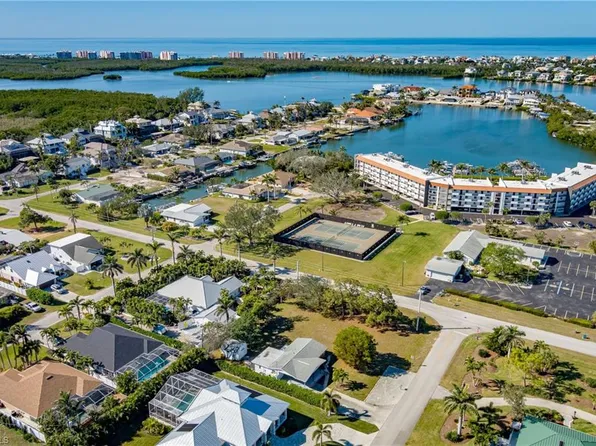 420 West AVE, BONITA SPRINGS, FL 34134