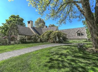 31 Boulder Hill Rd, Tewksbury Township, NJ 08833