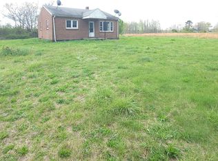 2175 Golden Leaf Rd, Nathalie, VA 24577