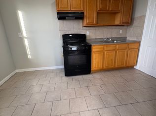 75 N 9th St #14, Newark, NJ 07107