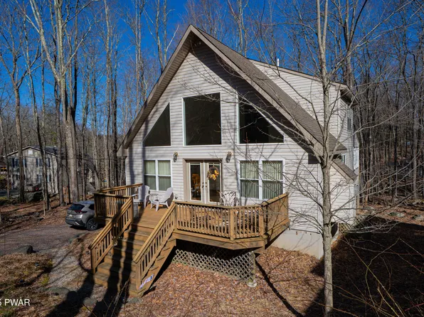 152 Lakeview Dr W, Lake Ariel, PA 18436