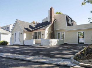 115 Adams St, Centerport, NY 11721