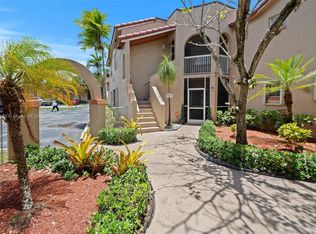 365 SW 86th Ave APT 103, Pembroke Pines, FL 33025