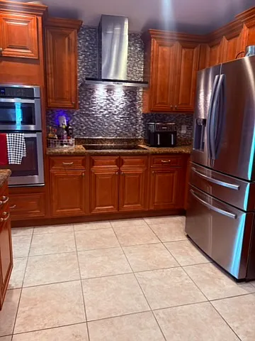 9025 Murcott Dr W — Photo 8