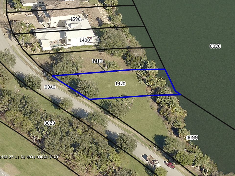 1st image of 20 Emerald Lake Dr