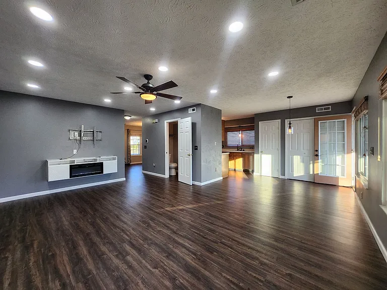 1222 Sunset Dr — Photo 13