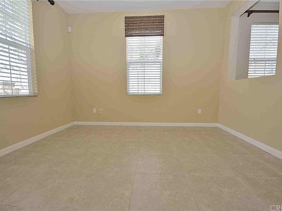 5th image of 639 Forest Park Blvd #61