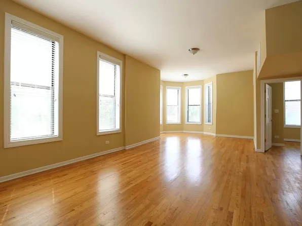 2234 W Taylor St APT 2F, Chicago, IL 60612