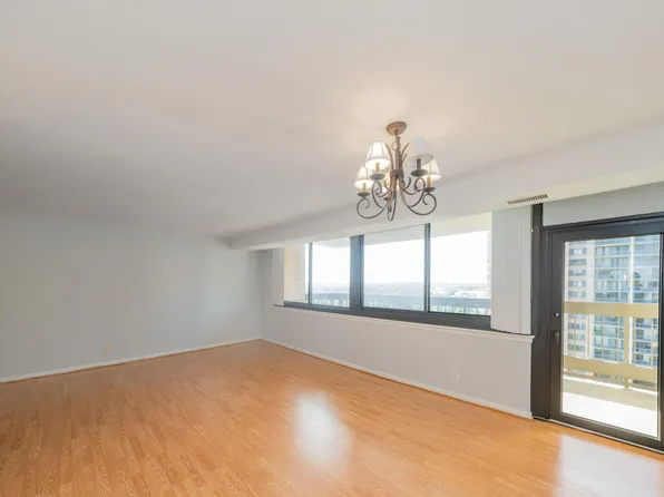 5501 Seminary Rd APT 1113S, Falls Church, VA 22041