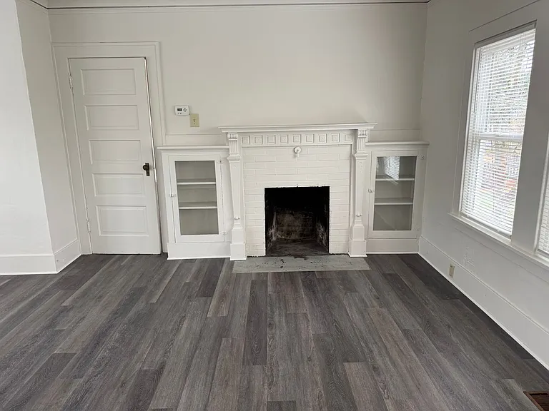 L0621 — Photo 1