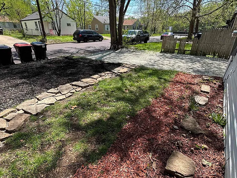 1703 N Valley Ave — Photo 6