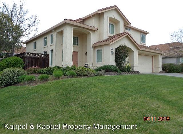 1st image of 836 Kells Cir