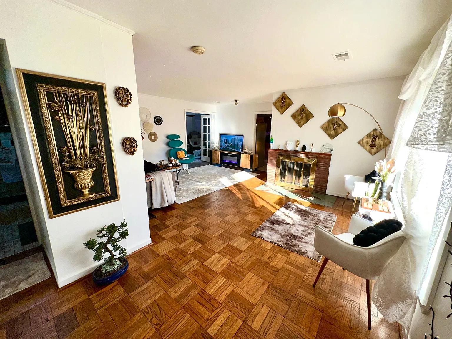3 bed, 1257 sqft, $2,700 — Photo 1