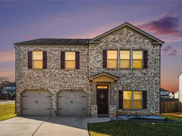 216 Loganview Dr, Loganville, GA 30052