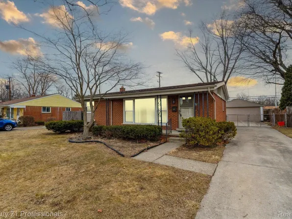 27732 Bennett St, Livonia, MI 48152