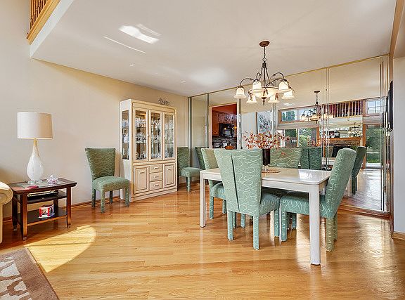5th image of 11428 Lakebrook Ct