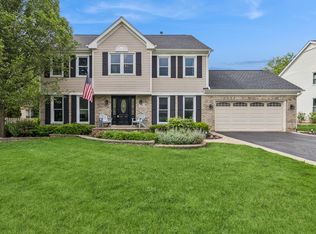 721 Ambria Dr, Mundelein, IL 60060