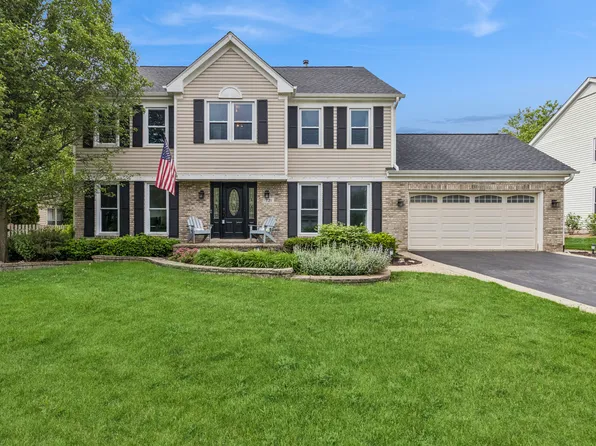 721 Ambria Dr, Mundelein, IL 60060