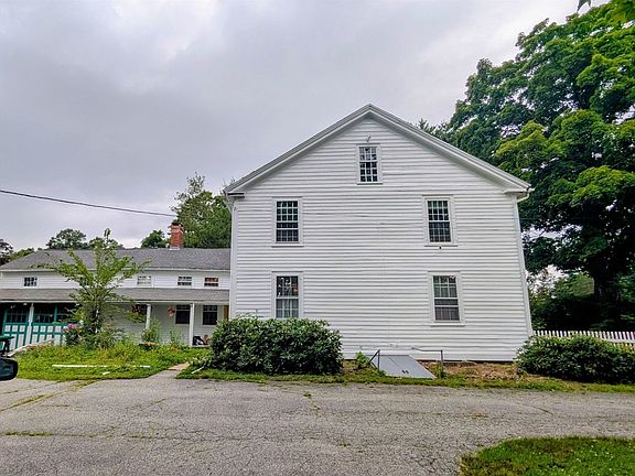 4th image of 16 Parish Hill Rd