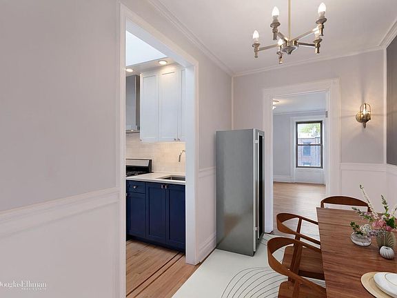 5th image of 240 Jefferson Ave #3
