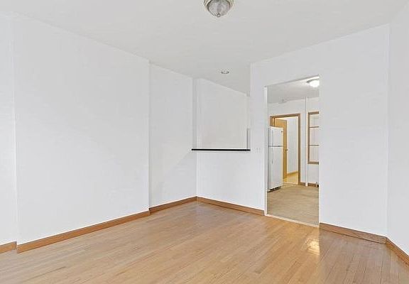 3rd image of 1712 2nd Ave APT 4N