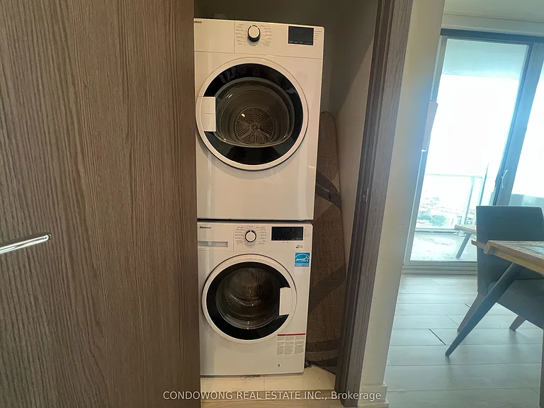 17 Bathurst St #3315 — Photo 8