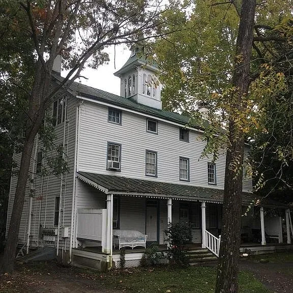 1 Breakneck Rd — Photo 2
