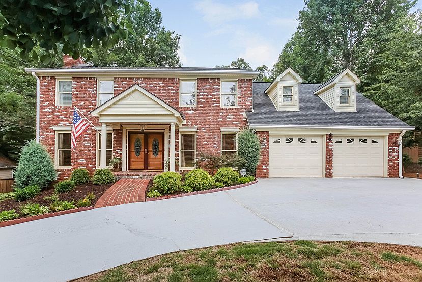 1st image of 4827 Highpoint Dr NE