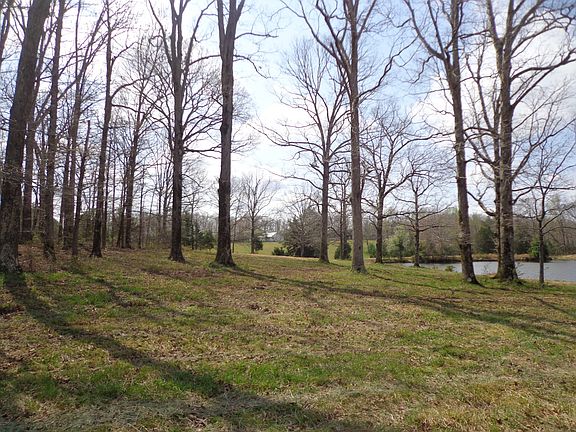 5th image of 1551 Tennessee Ridge Rd