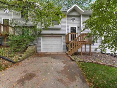 2107 Holiday Rd, Coralville, IA, 52241