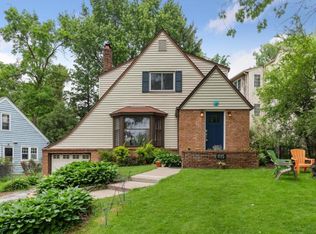 1115 Gordon Ave E, Maplewood, MN 55109