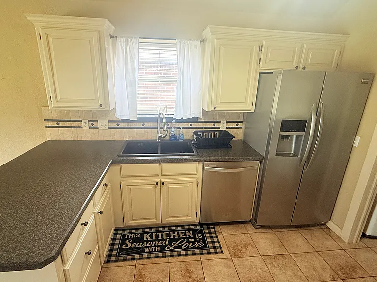 720 Night Hawk Dr — Photo 7