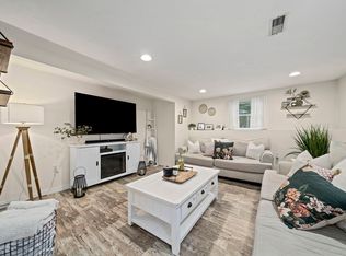 14 Dale Rd, Holbrook, MA 02343