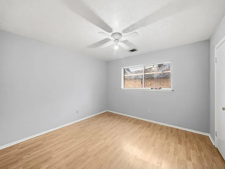 3324 Kathryn Cir — Photo 10