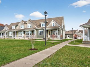 16 Samantha Ln, Midland, ON L4R 0H4