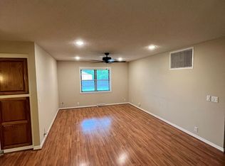 4404 NE Hudson Rd, Rogers, AR 72756