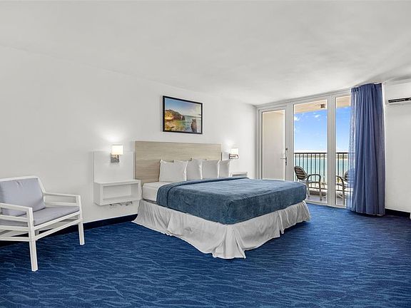5th image of 6165 ISLA VERDE AVE. #1550