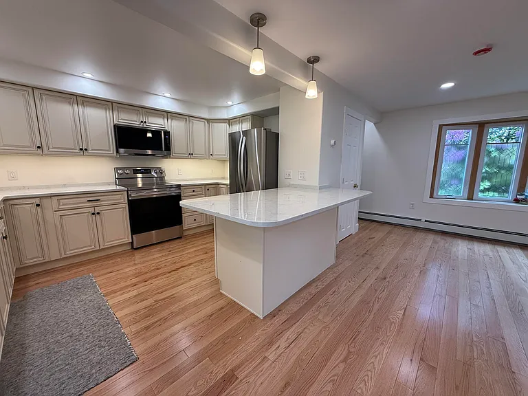 6 Griffin Ave #A — Photo 14