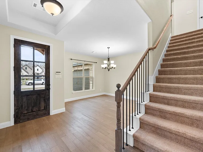 4434 Verbena St — Photo 10