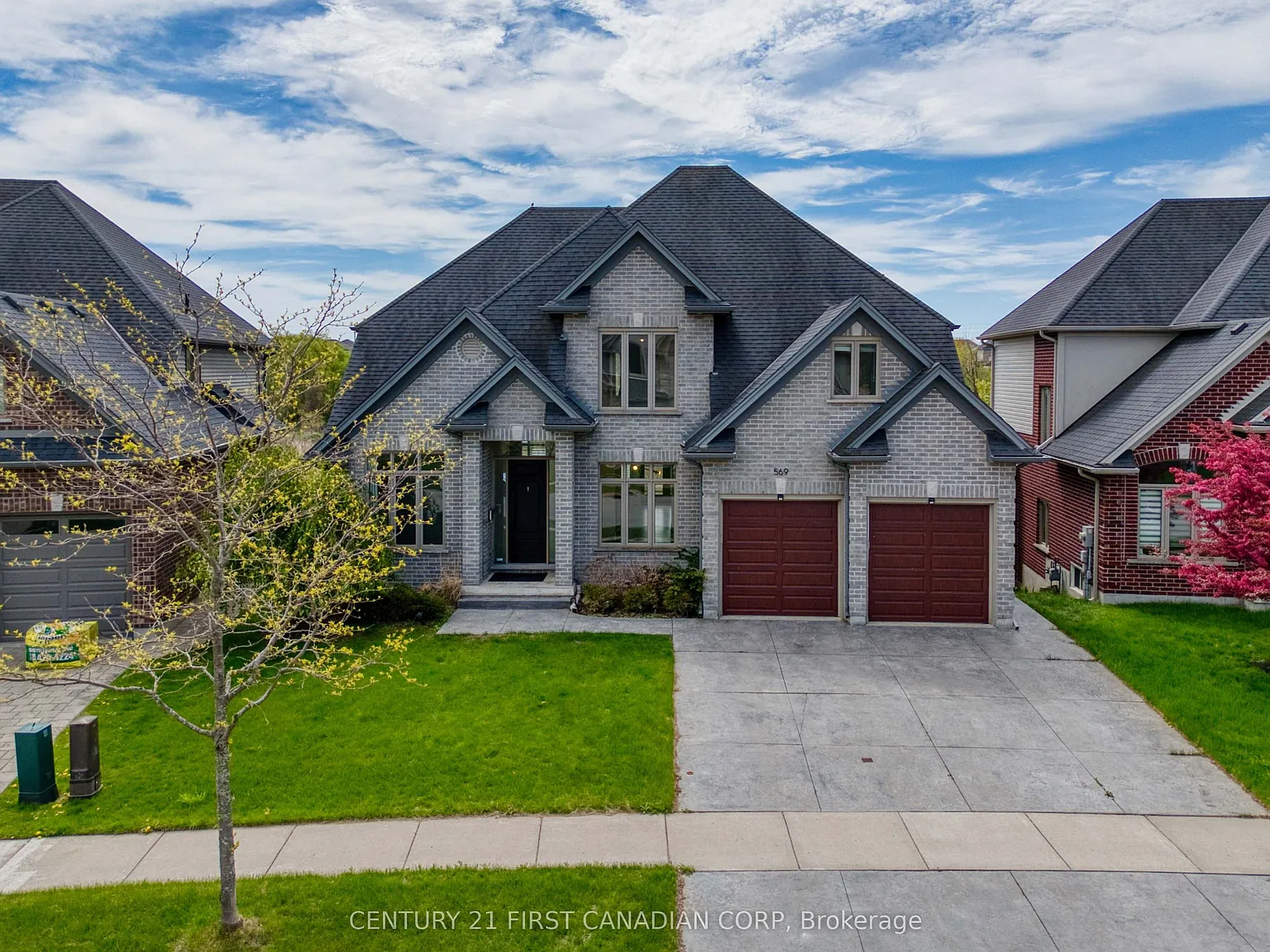 5 bed, $3,800 — Photo 1